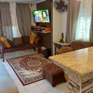 Zipcode Hideaway Apartment Portmore